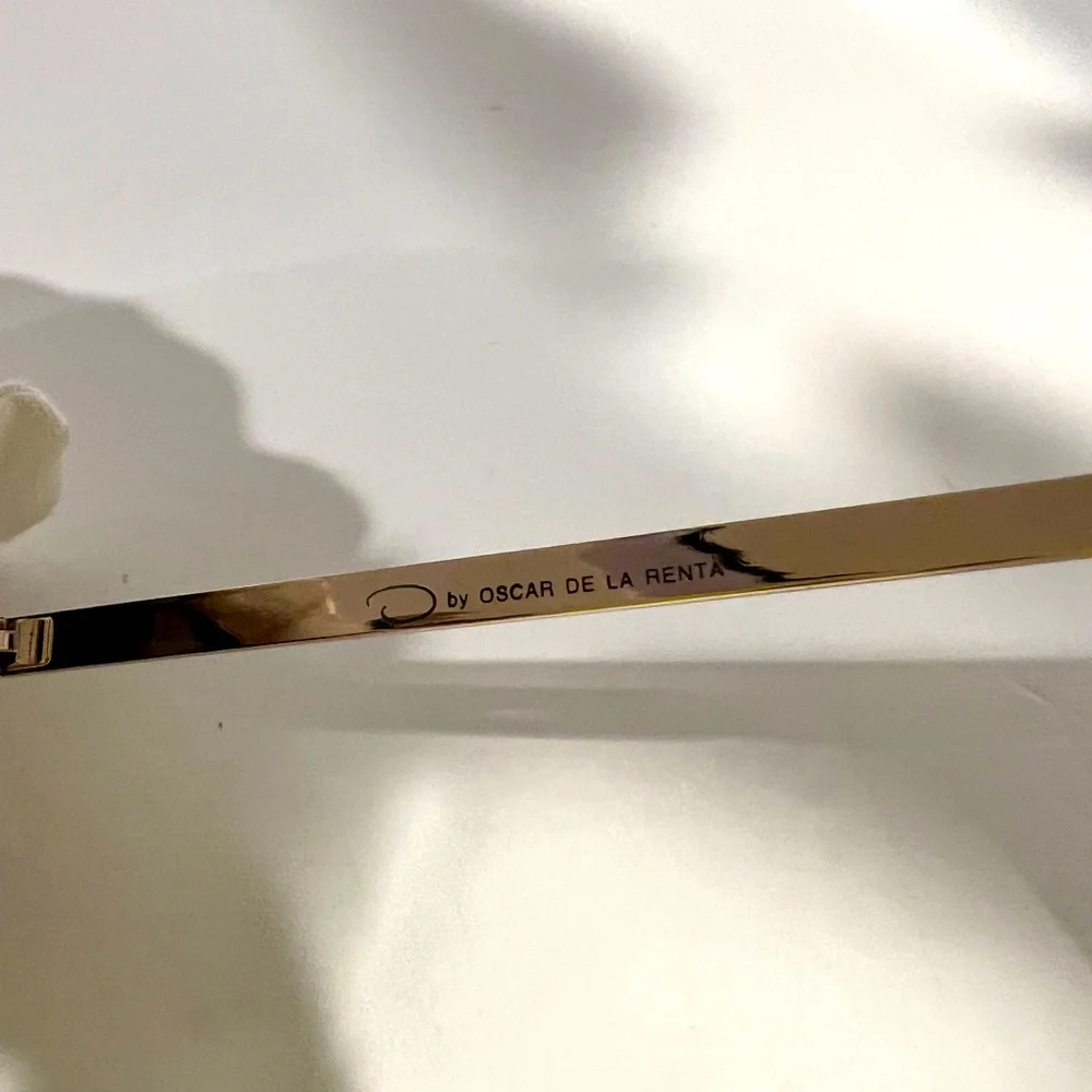 OSCAR BY OSCAR DE LA RENTA, METAL FRAME POLARIZED SUNGLASSES, SUPER NICE & CHIC